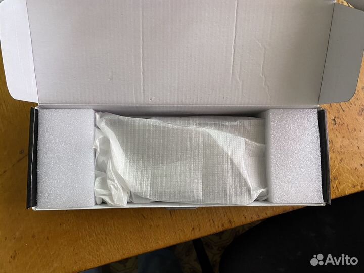 Продам зеркало заднего вида с монитором