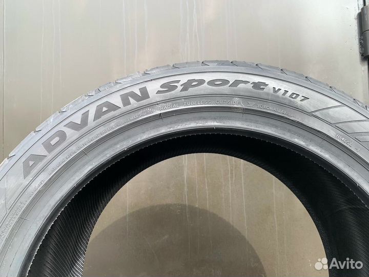 Yokohama Advan Sport V107 255/35 R20 97Y