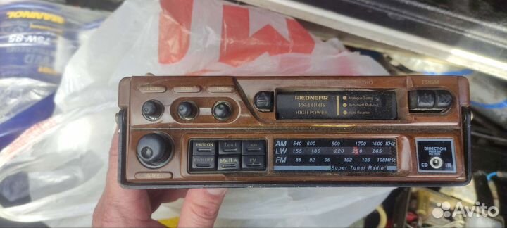 Кассетная автомагнитола