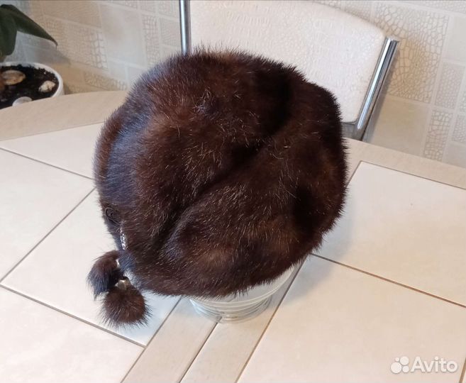Шапки норковые женские