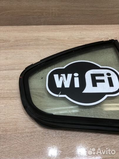 Форточка задней правой двери Шкода Октавия A5