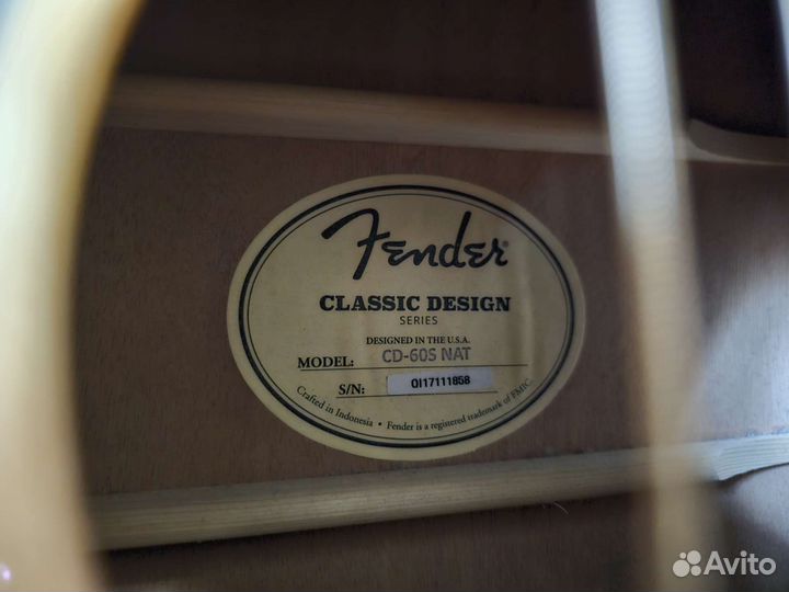 Fender CD60S Nat + чехол + каподастр + подставка