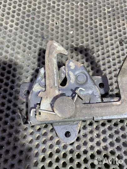 Замок капота SsangYong Actyon Sports 1 Актион