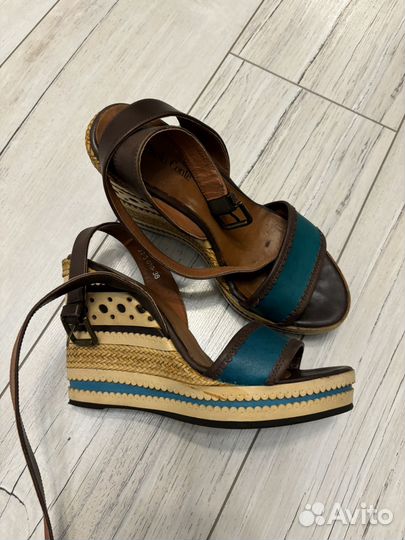 Босоножки на платформе 38 размер