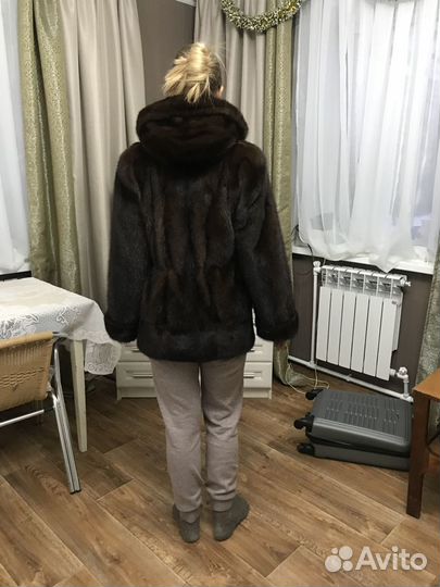 Норковые шубы бу 42-44