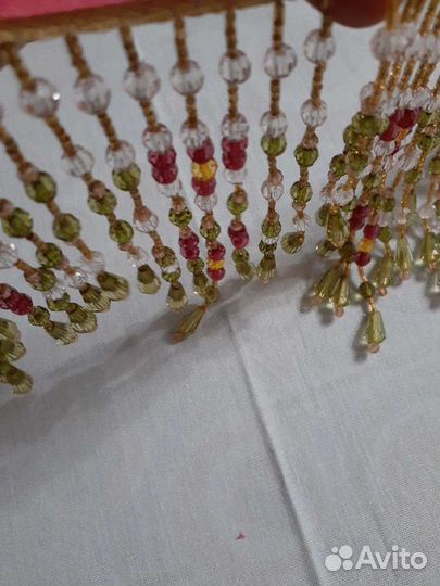 Тесьма из бусин и бисера