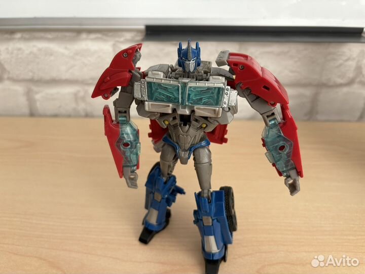 Фигурки Transformers Prime. Robots In Disguise