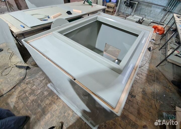 Изотермическая ёмкость для перевозки рыбы 1500л