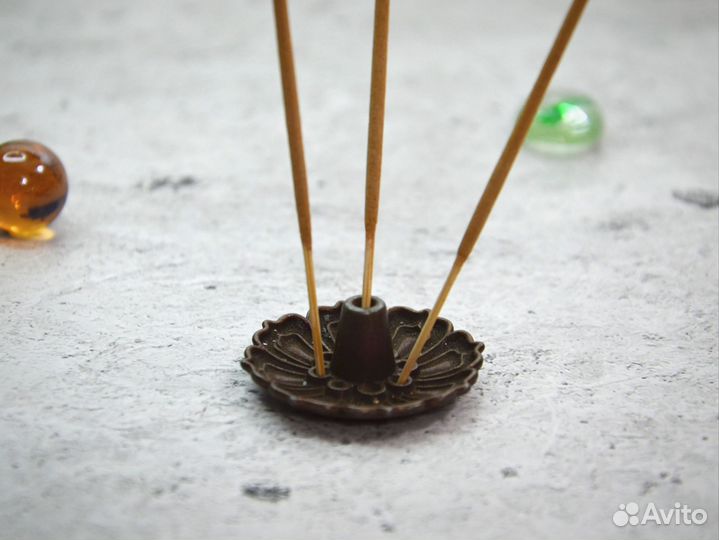 Подставка для благовоний лотос (9 отверстий)