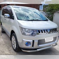 Mitsubishi Delica D5 2.4 CVT, 2008, 127 000 км, с пробегом, цена 1 000 000 руб.