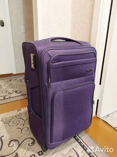 Чемодан на колесах