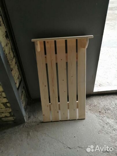 Вешалка в прихожую