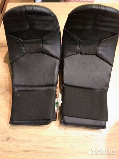 Перчатки для рукопашного боя