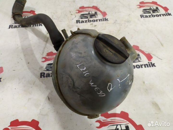 Бачок расширительный Mercedes Vito W639 2.1D 2008