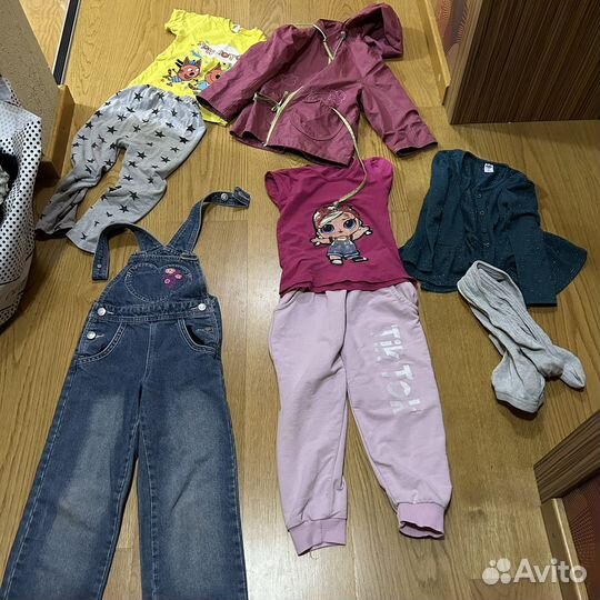 Пакет одежды на девочку размер 104-110
