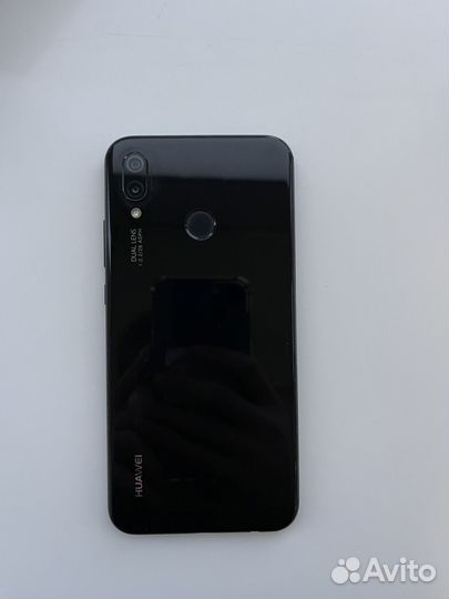 HUAWEI P20 Lite, 4/64 ГБ
