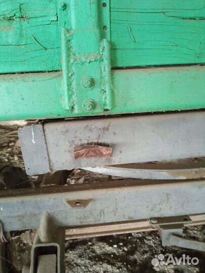 Прицеп тракторный 2птс 4