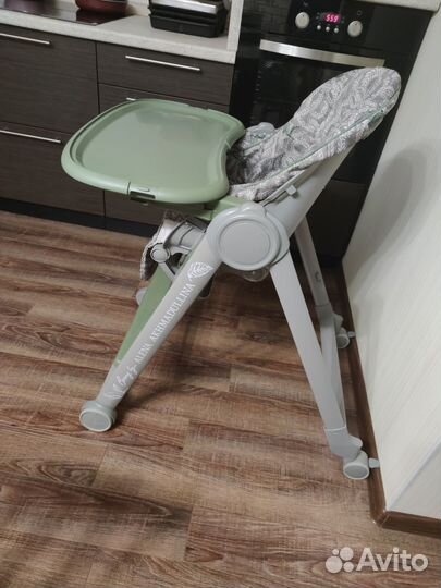 Стульчик для кормления happy baby berny v2