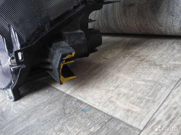 Фара левая №153 Toyota RAV4 (XA45) 2017