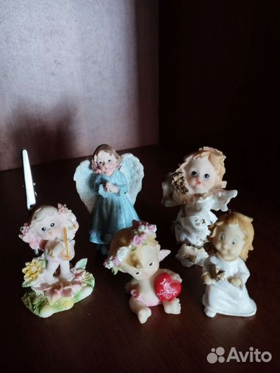 Фигурки ангелов