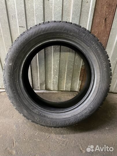 Gislaved NordFrost 100 205/55 R16