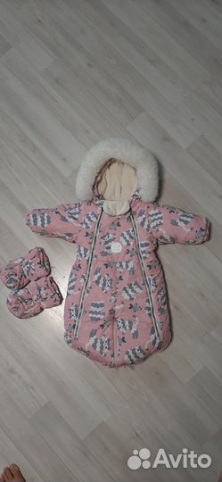 Зимний комбинезон для девочки
