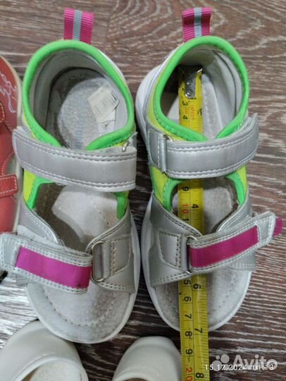 Сандалии и чешки р. 26-28