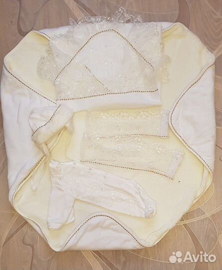 Тёплый комплект на выписку