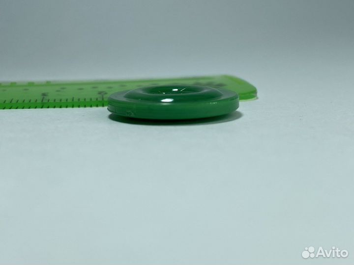 Пуговицы зеленые советские пластмассовые 20 мм