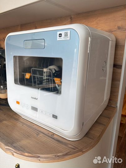 Компактная посудомоечная машина Comfee cdwc421BL-i