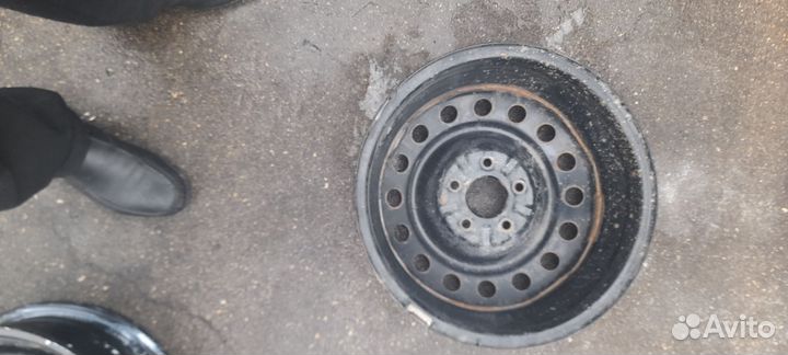 Диски с Aytlender 3 r16,без пробега