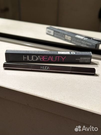 Карандаш для бровей huda beauty Microshade