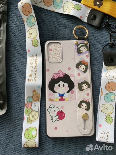 Чехлы на телефон