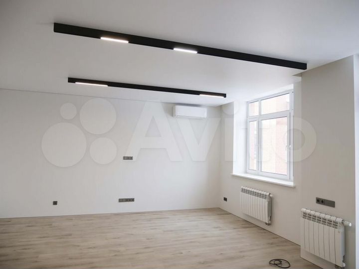 2-к. квартира, 70,2 м², 8/24 эт.