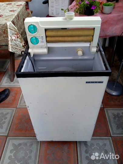 Стиральная машинка бу полуавтомат