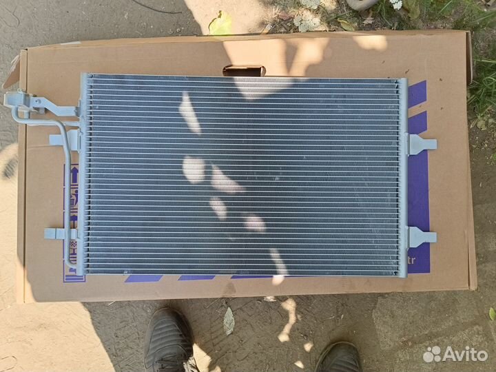 Радиатор кондиционера volvo 345590