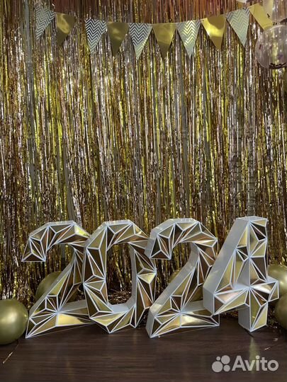 Полигональные фигуры. Цифры 2024