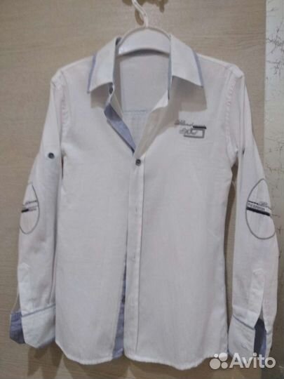 Куртка школьная128,рубашки 122,128