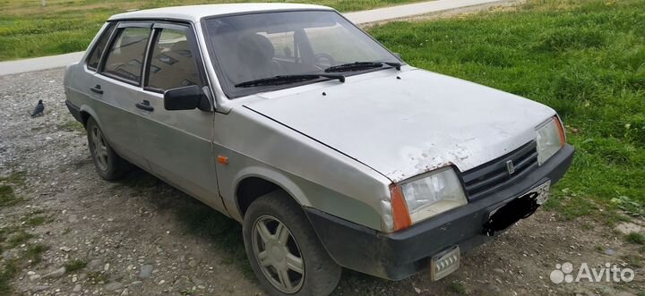 Лобовое стекло ваз 21099