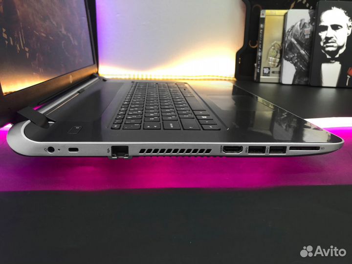 Ноутбук HP для работы и игр 17.3