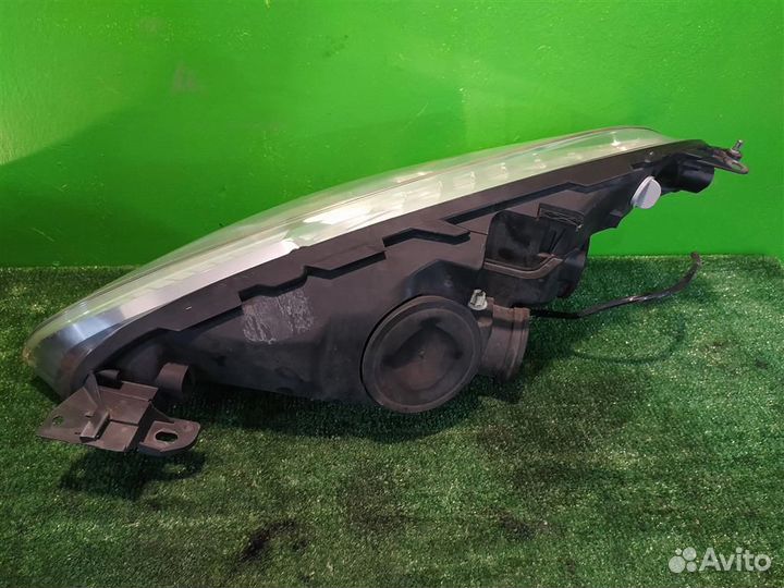 Фара правая Citroen C4 Picasso 2007