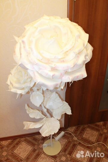 Цветы.Светильники.Ростовые цветы(изолон)