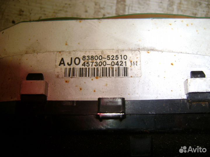 Комбинация приборов Тойота Ярис Toyota Yaris