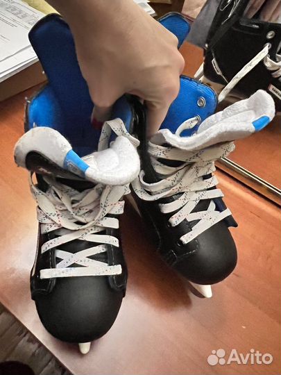Коньки хоккейные