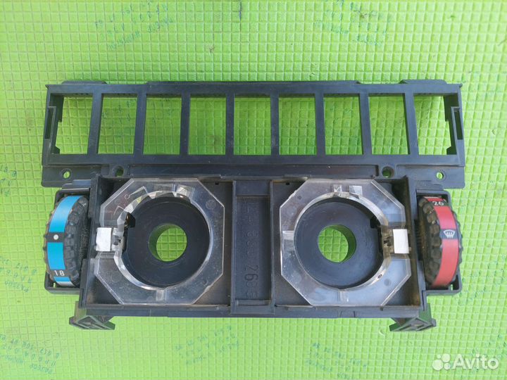 Блок управления климатом Mercedes-Benz W124