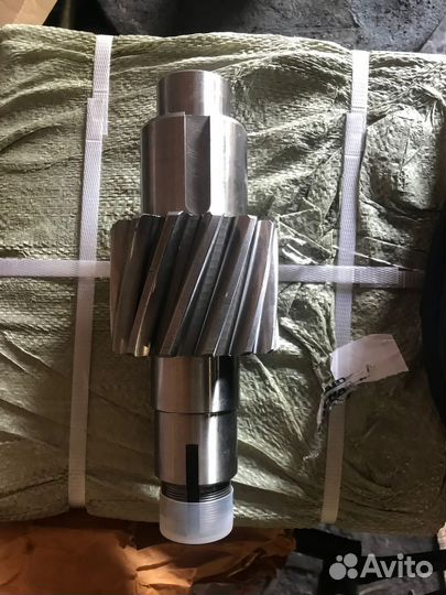 Шестерня редуктора 48/14