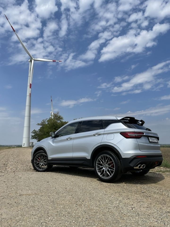 Geely Coolray: фото владельца