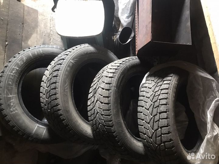 Dunlop SP Winter Ice 02 205/60 R16