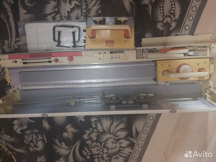 Вязальная машина Toyota KS-858