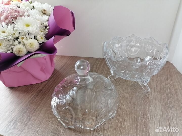 Сахарница, конфетница